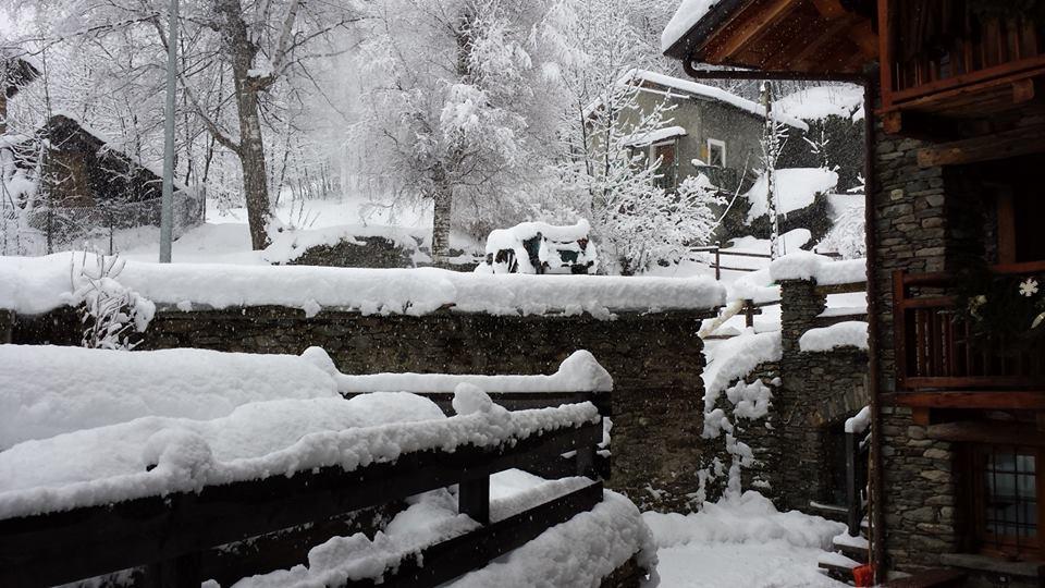 La Meizon de Felise Arvier Extérieur photo