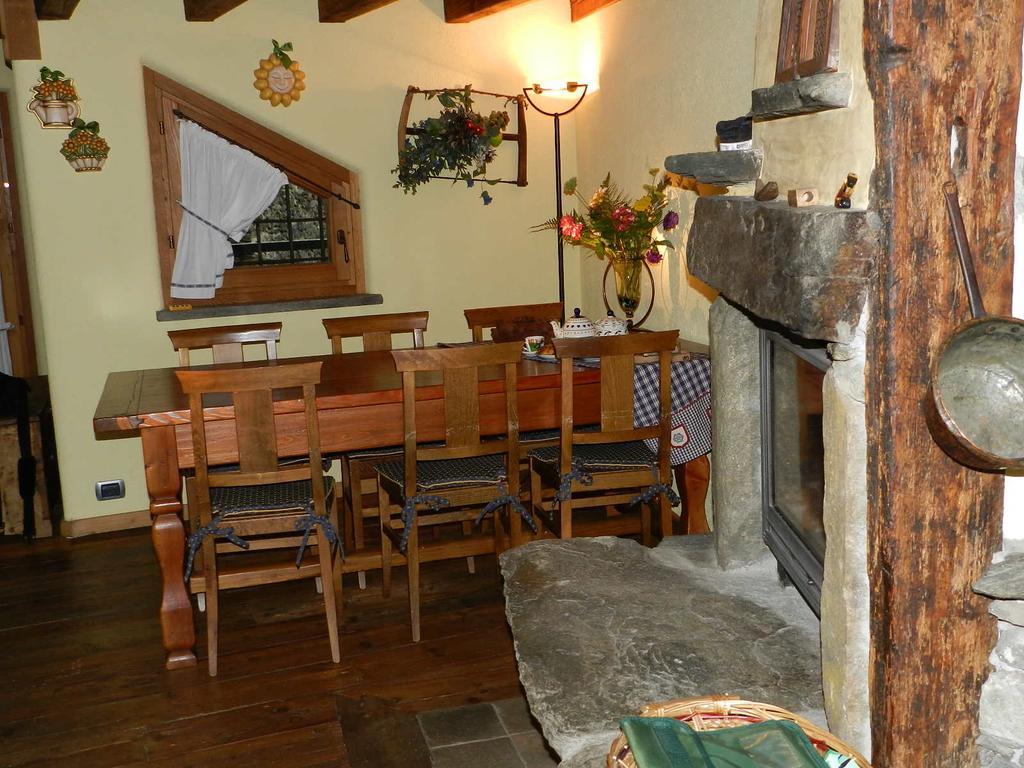 La Meizon de Felise Arvier Extérieur photo