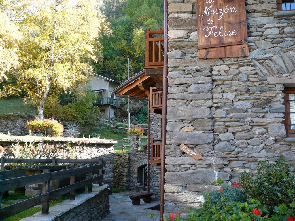 La Meizon de Felise Arvier Extérieur photo
